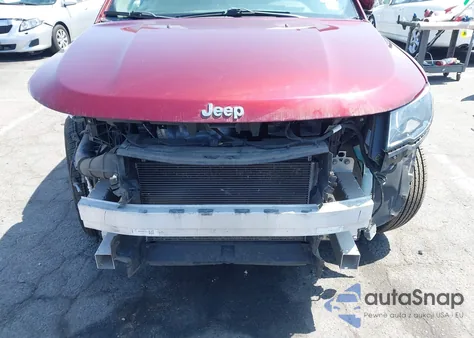 2021 Jeep Compass Latitude Fwd z USA, uszkodzony, nr VIN 3C4NJCBB9MT505921